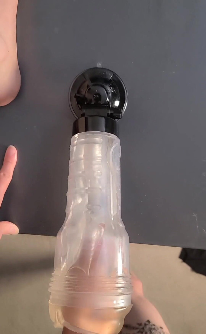 Mistress Mel: スカートは手っ取り早いのに最適です