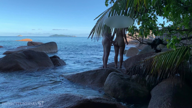 Projectsexdiary: Catching nude couple -sex on beach