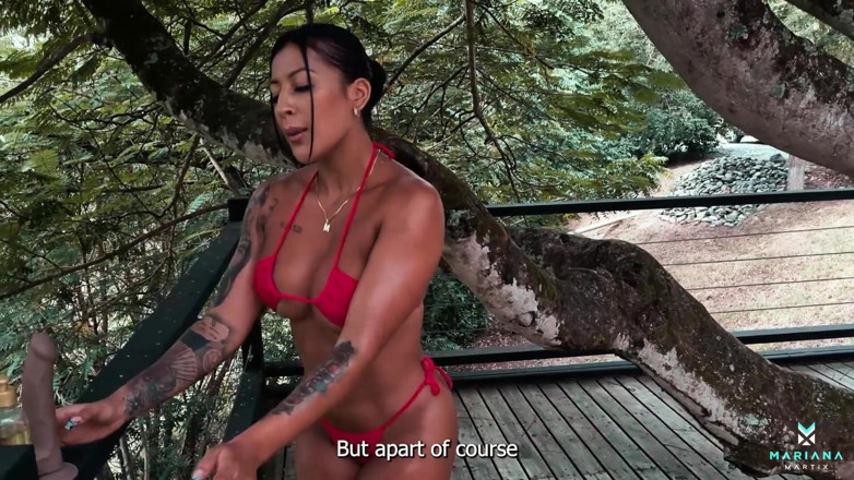 Mariana Martix: I masturbate in a tree - Mariana Martix