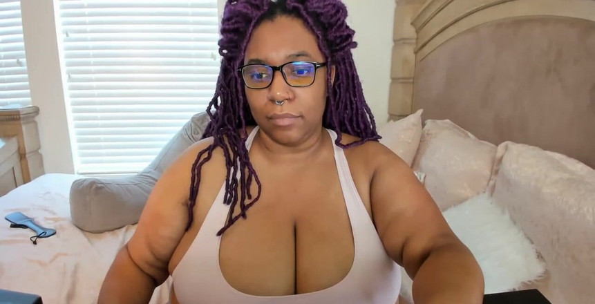 Josie4yourpleasure: 스트림 시작 06/21/2023 05:23 오후 해피 혹의 날