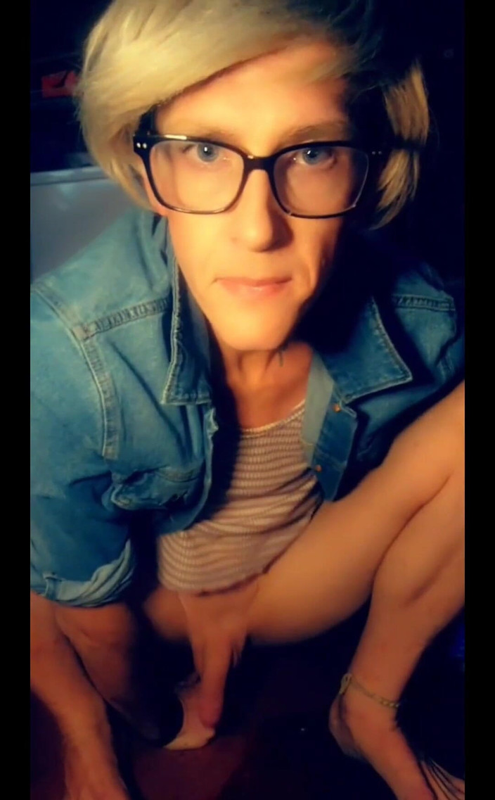 Clay Lindsey: Masturbazione anale con piacere