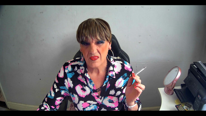 Mature Tina TV: Nur eine schnelle hallo Xx