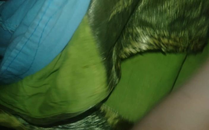 Niks: Video sex Ấn Độ full hd cứng và thô bạo phun nước...