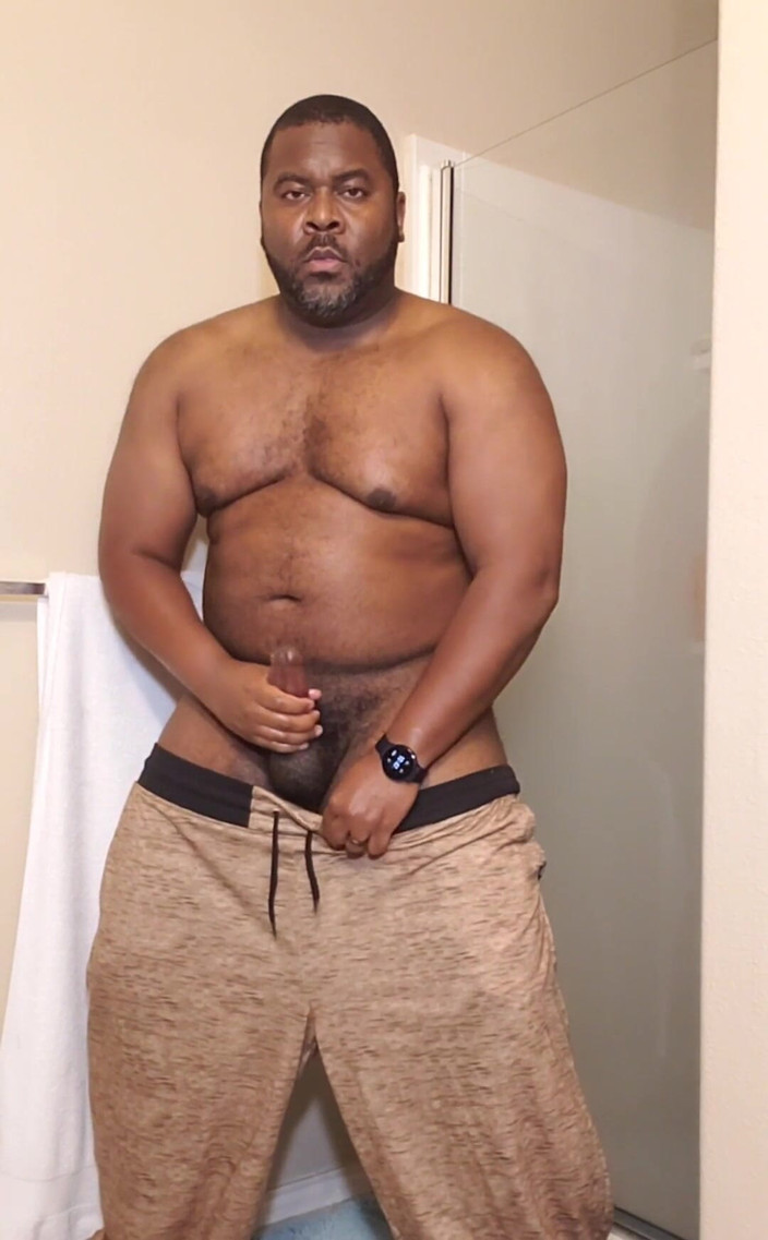 MrGoudreauXXX: Acariciando esse pau em um par de calças de moletom