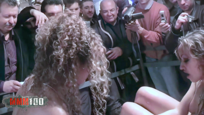 MMM100: Inistal e alycia Lopez in un salone erotico 2006 con krystal...