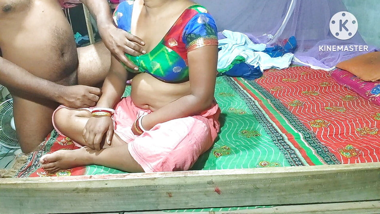 Priyanka xxx: Istri abang tiriku ditinggalin bugil semalam sih!