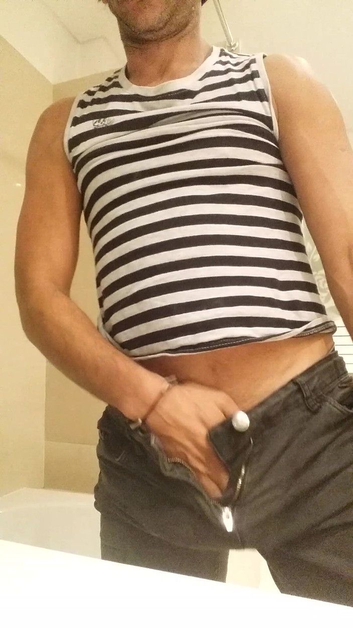 Boy top Amador: 我出去了，回来非常饥渴。我拍摄了一切