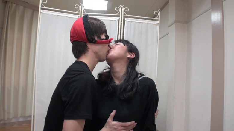 Japan Lust: Busty Japanese MILF gets hairy pussy teased before creampie