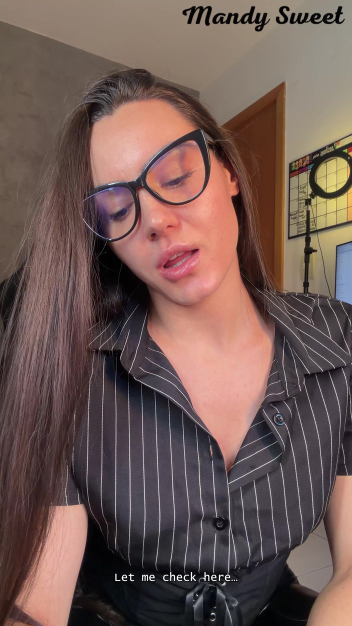Mandy Sweet studio: Masturbare ghidată!! Sunt noul tău șef și tu, ca un bun asistent,...