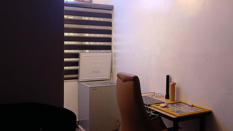 Mara Exotic: Tugas domestik: cewek semok kulit hitam lagi nungging