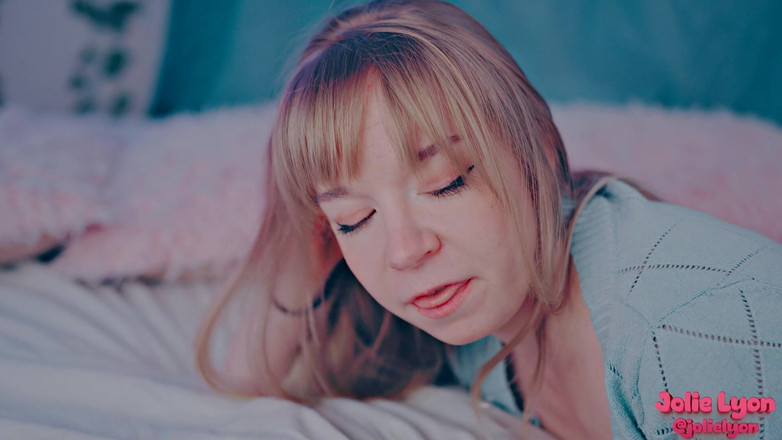 Jolie Lyon: Bully me too šikanuje moji nevlastní dceru