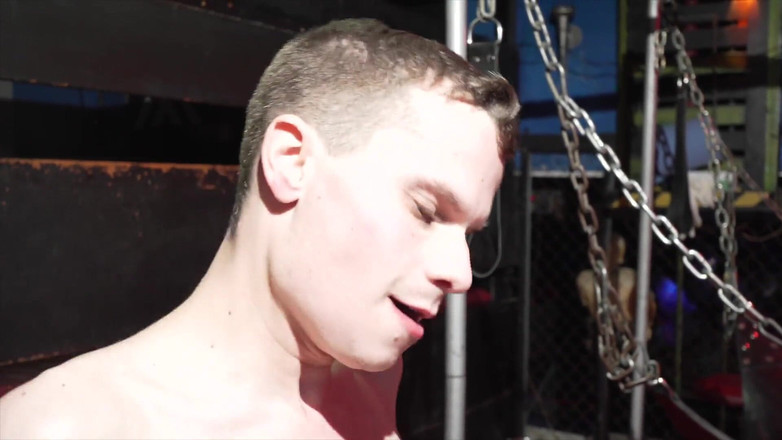 Ridley Dovarez | Gaysight: Twinks dezlănțuiți la mintea deschisă