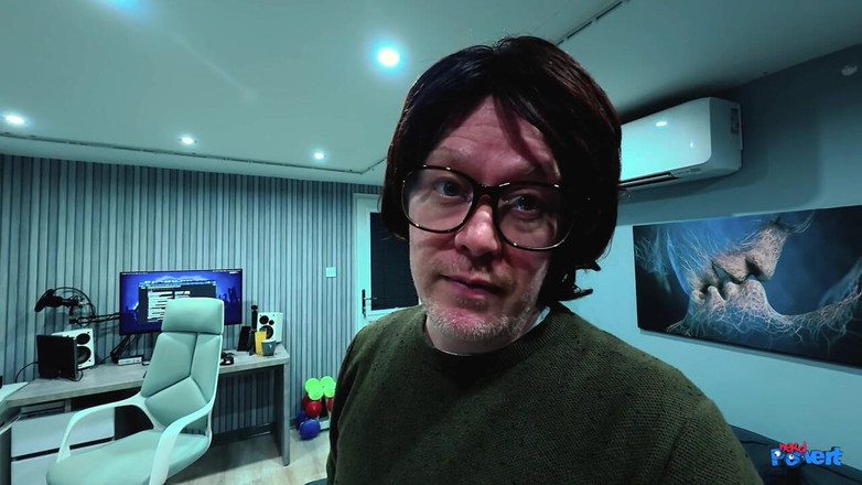 Nerd Pervert: Nadia Love - genç sikiş çantası