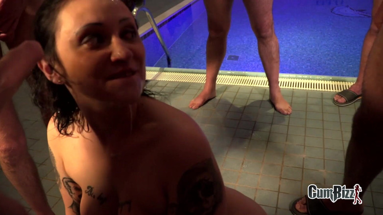 Cumbizz: Snorting cum Tonia Montana