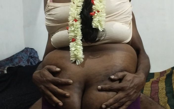 Santhi89: タミル人の美しいカップルがベッドでとても素敵なファック