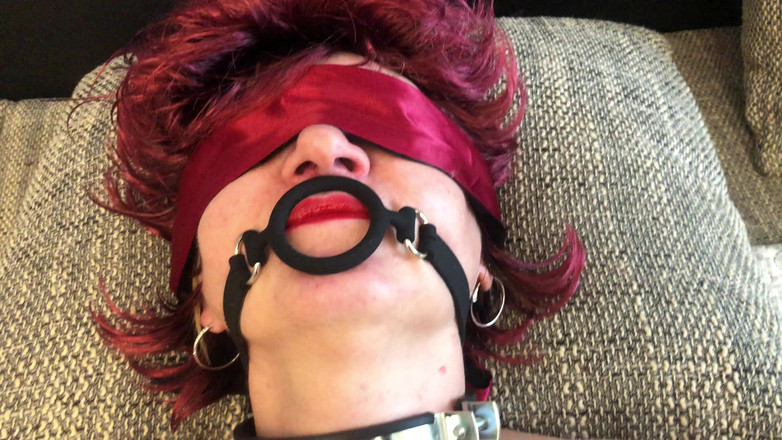 Pozi: BDSM-fru