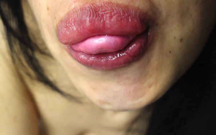 Asmr_mouth: Навчи мене, що таке трах