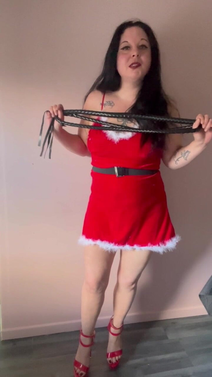 Maitresse Clara: Femdom de la Madre Christmas