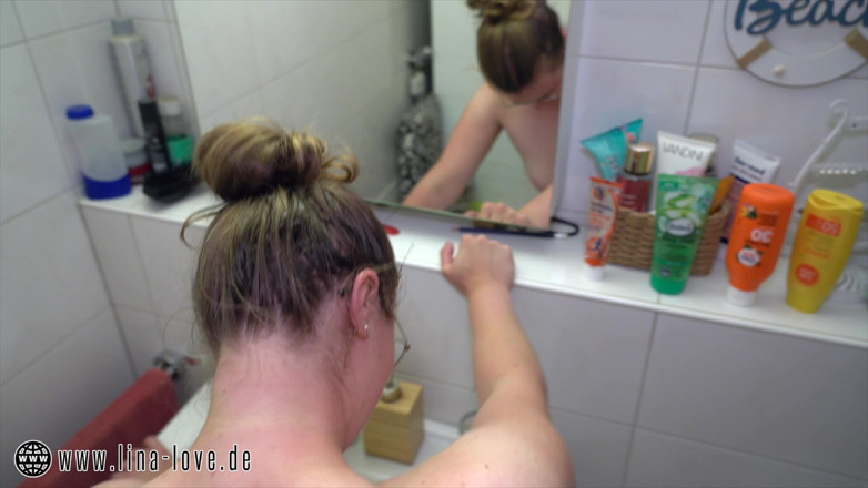 LinaLove_: Family Quickie in the Bathroom, Stepbrother Also Wants to Fuck...