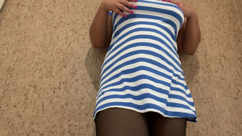 Lux Eva: Me acariciaré hasta que tenga una compilación de orgasmos