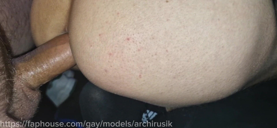 ArchiRusik: Bitte steck deinen schwanz in meinen arsch! und fick mich,...