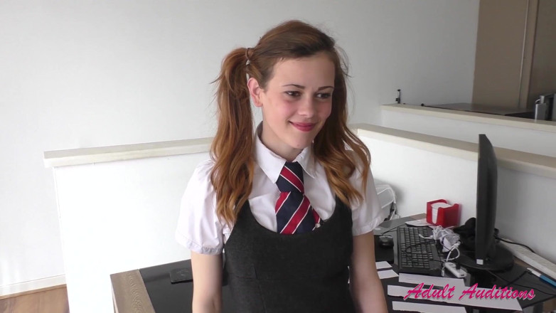 Adult-Auditions: British Teen Georgia