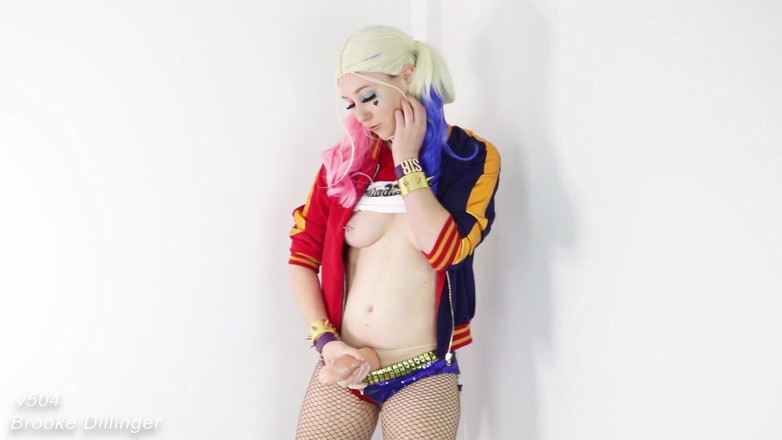 Brooke Dillinger: 자지를 쓰다듬는 후타 할리 퀸