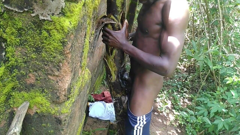 Moviesporn1: हॉट आउटडोर हस्तमैथुन