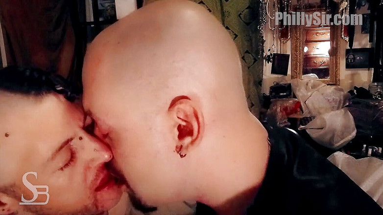 Philly Sir Videos: 요청 시: 모건 파커와 키스