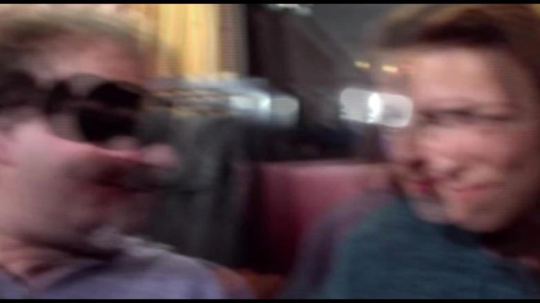 German Amateur Videos: O göğüslerine sıcak boşalmayı seven Alman bebek