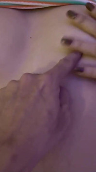 Qu'est-ce que t'attends? Viens me baiser par le trou, vidéo de MILF amateur