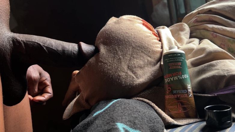 Bangcum8: Сексуальна повія з великою діркою, частина 1