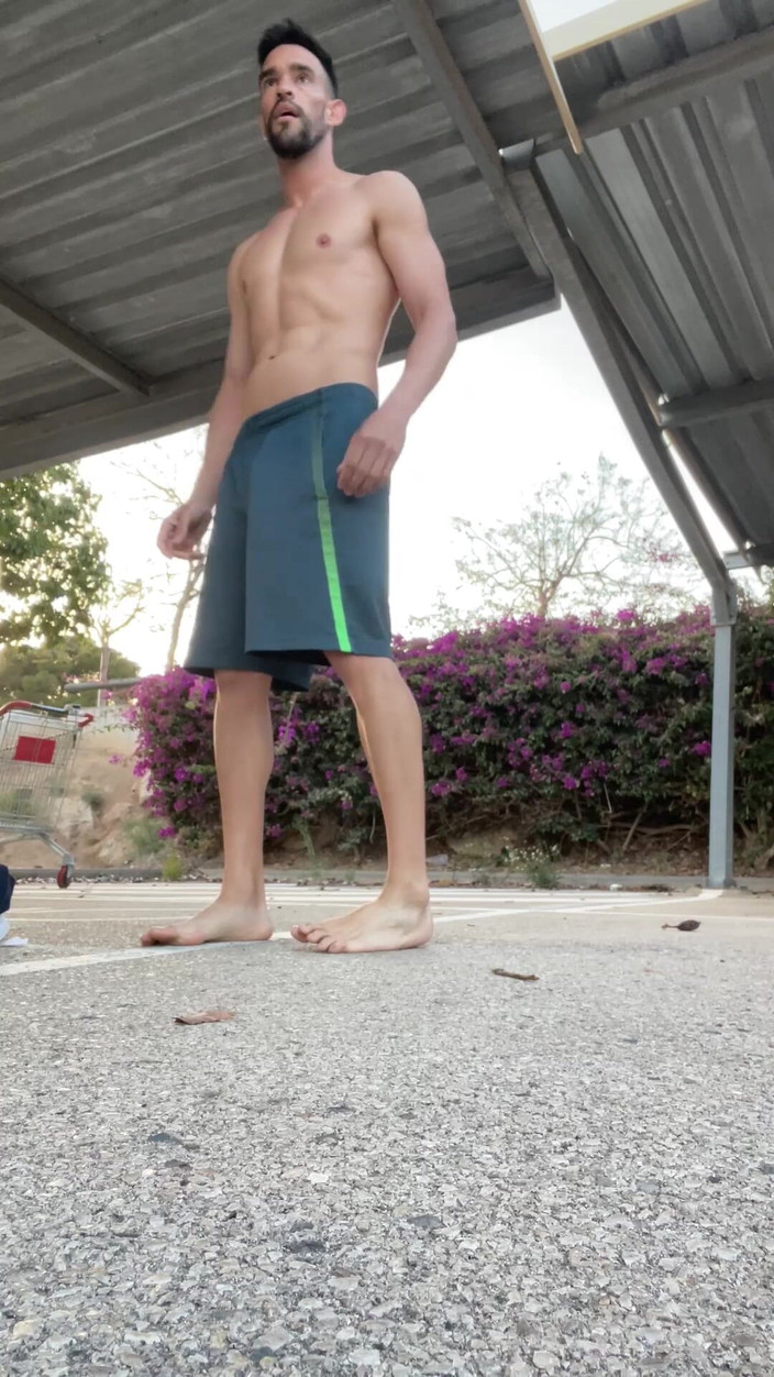 Paul Williams: 我在超市停车场被抓到赤身裸体