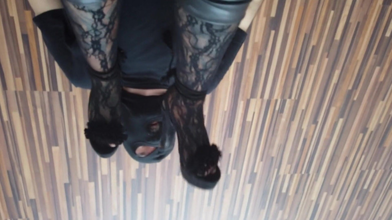 Fetish videos by Alex: Foot slave worships his tattooed ladys feet