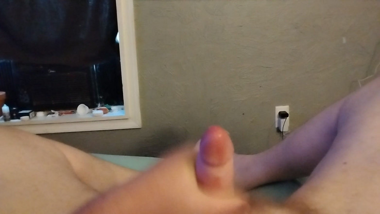 Jc Bottom: Membelai kontol kecilku