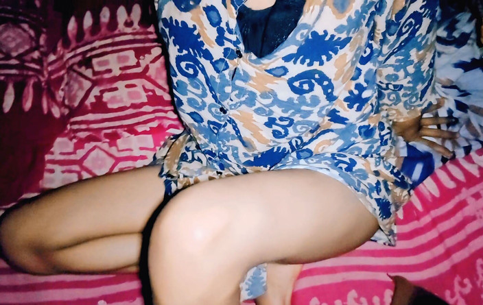 Tomariya900: 我操了继妹的屁股并倒了热辣的材料