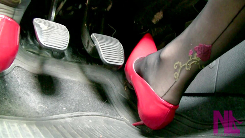 Nyllady: Driving in Scarlet Patent Pumps and Phillipe Matignone Rosed Stockings