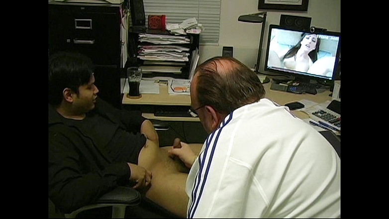 The Great Canadian Male: Ledakan dari masa lalu - Leon