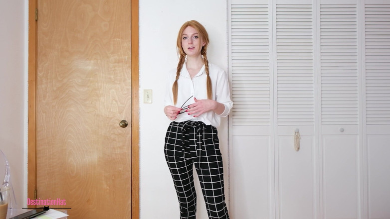 Destination Kat: Istri yang baik akan melebarkan payudaranya