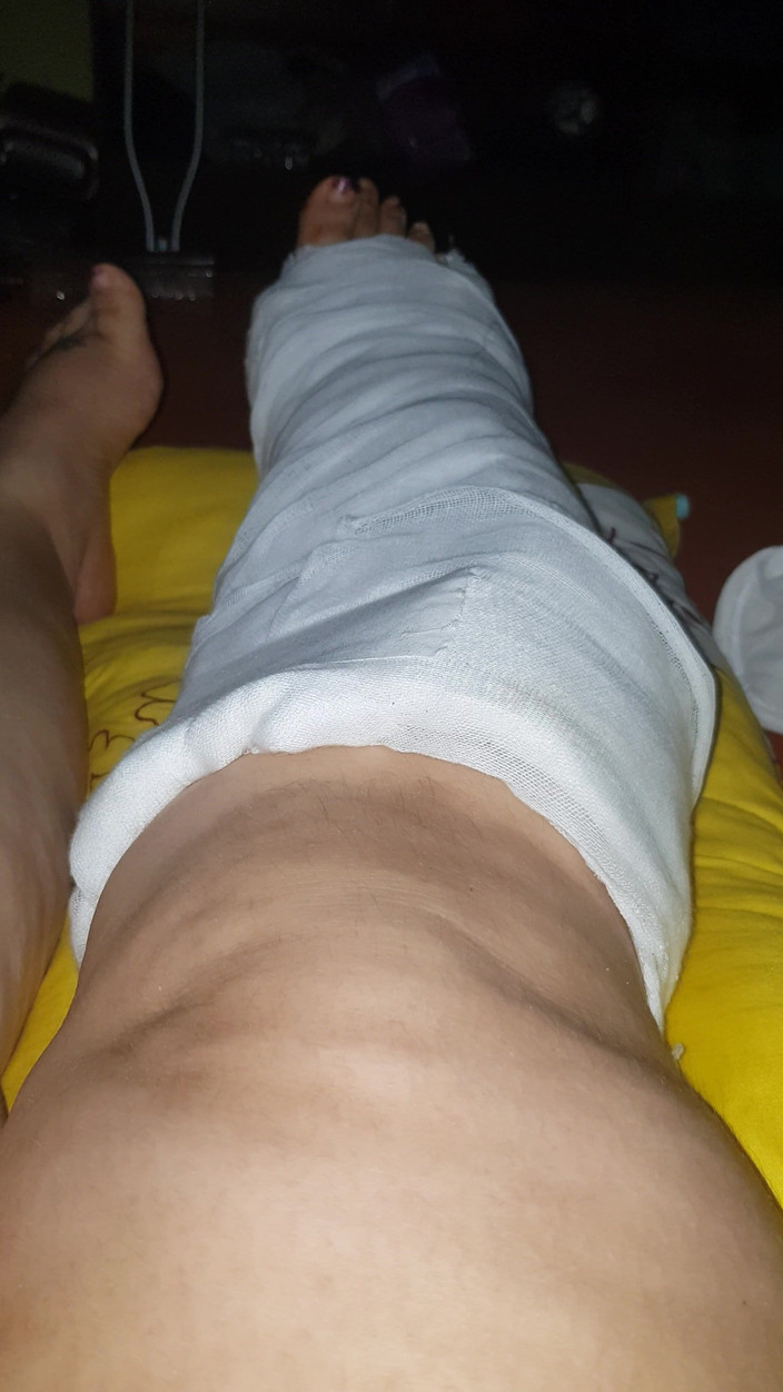 LoraBbw: Moviendo mis dedos de los pies en elenco