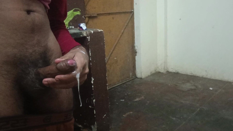 Brijesh 270: 继兄独自自慰