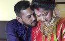 Bollywood porn: 印度年轻18岁妻子蜜月之夜第一次做爱