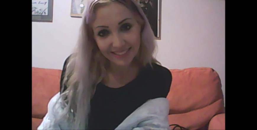 savannahamatoriale: 내 이웃은 나에게 그의 성기의 사진을 보냈다 : 나는 그에게 내가 어떻게 생각하는지 말할 것이다