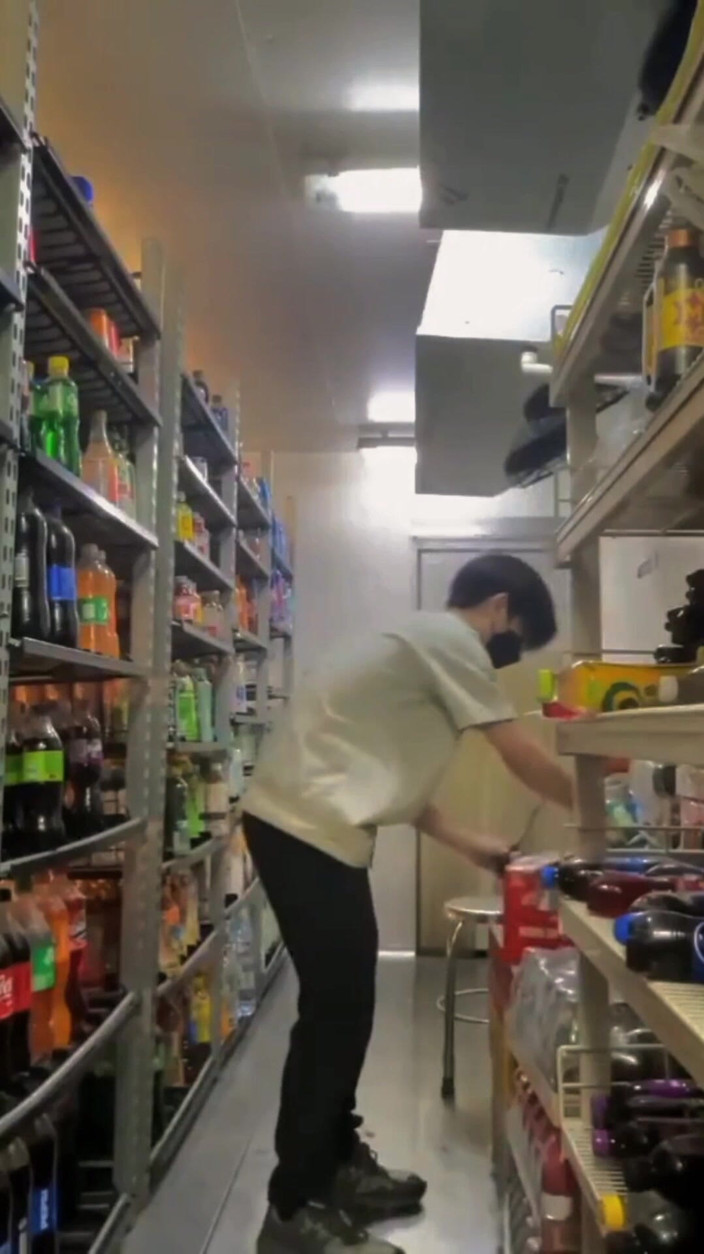 Louswee: Entspanntes Einkaufen, ungezogene Gedanken