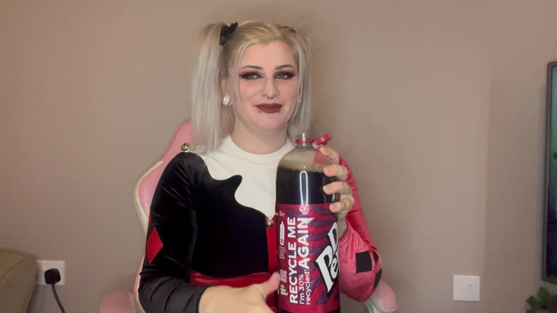 EeveeXo: Défi harley quinn cosplay ne pas burp