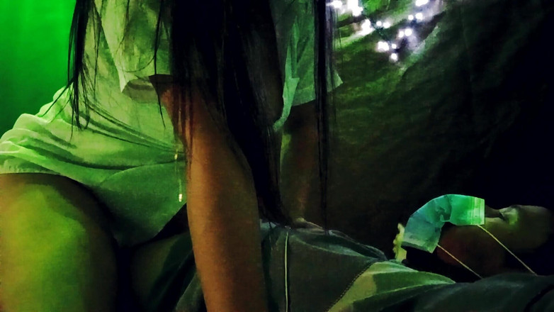 Martin13: Muy amable y agradable! Mi maestra me invitó a una...