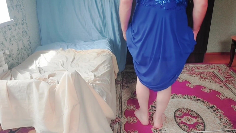 Kitty_Cross: Vestido azul crossdresser sexy cadela maricas gay garoto gêmeo rabuda...