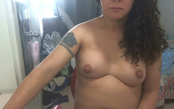Nikki Montero: Pijamas and waxed cock naked!