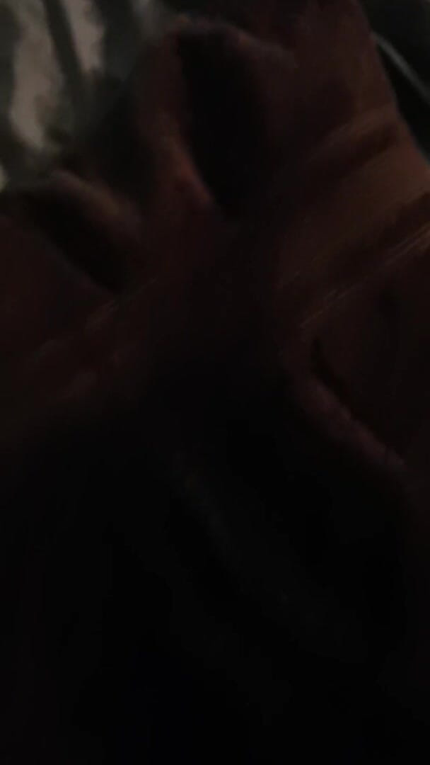 Joey Tails: Pisse et éjaculation en solo