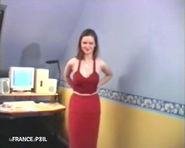 La France a Poil: Hairy Big Boobed Young Brunette Analized in Threeway